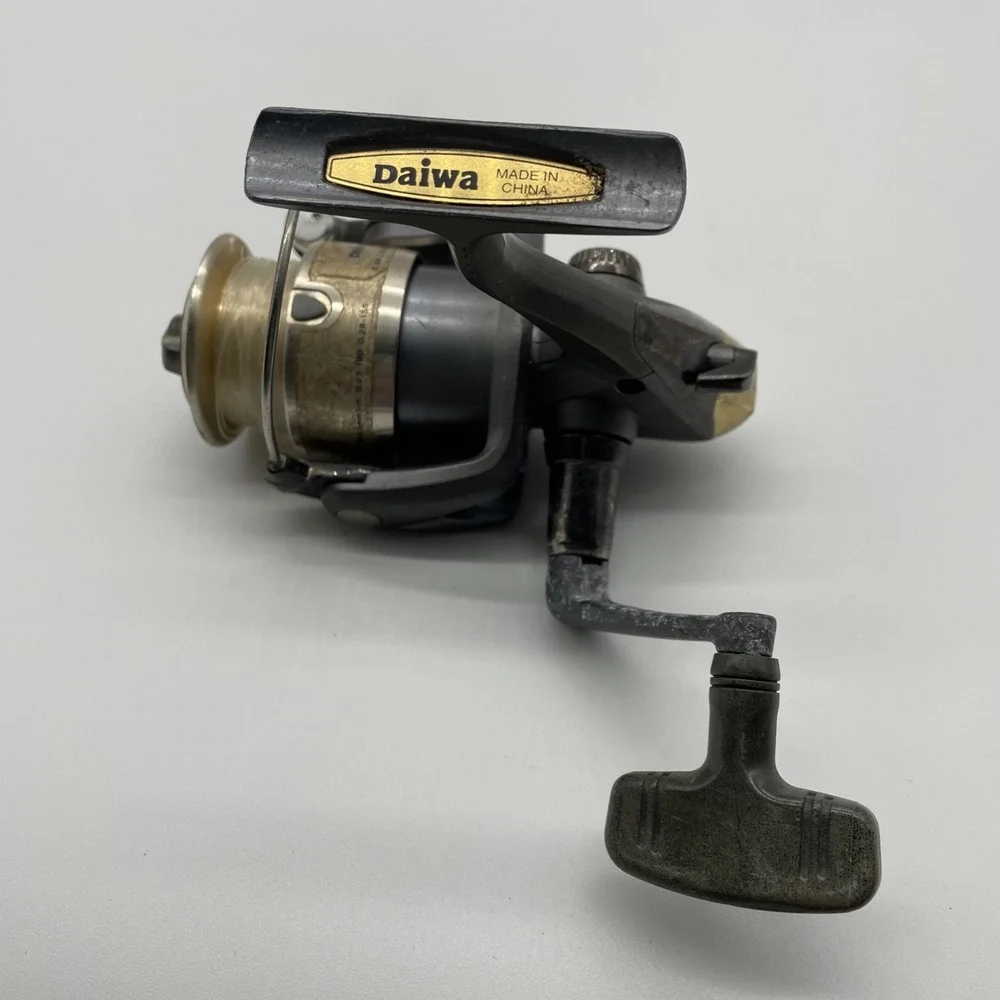 Vtg Daiwa Spinning Fish Reel Infinite Anti-Reverse‎ ABS Airball 5 Bearings